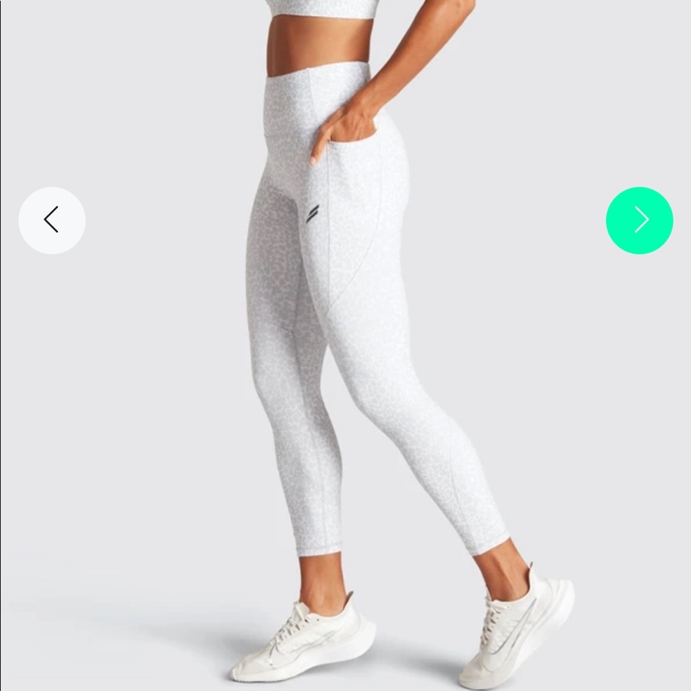 EXCEL LEGGINGS STILL IN BAG
